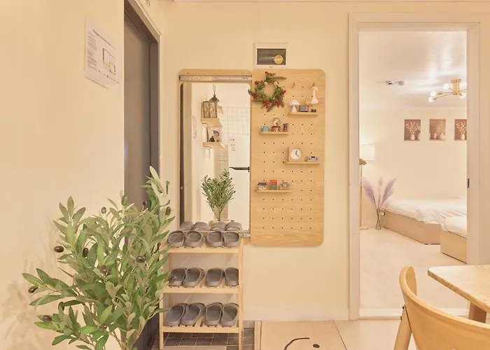 Warm Villa *